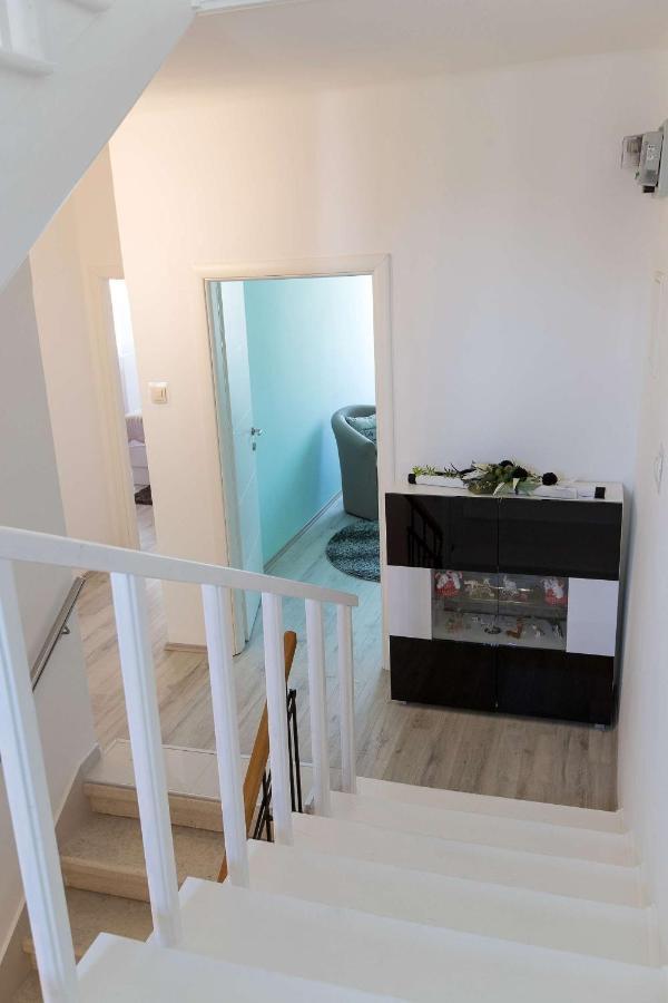 Anvedor Apartman Crikvenica Kültér fotó